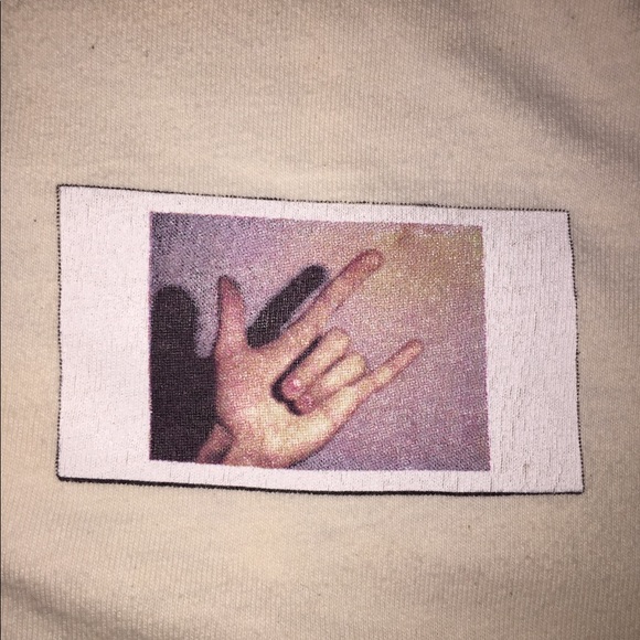 SOLD - Anna Sui “I love you” tee, size M - Picture 3 of 4